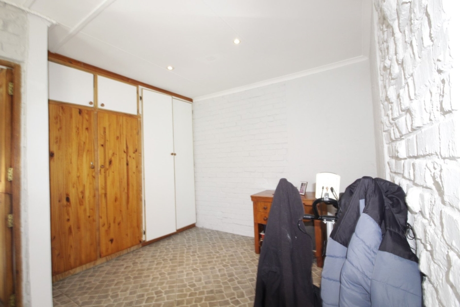 3 Bedroom Property for Sale in Wavecrest Eastern Cape